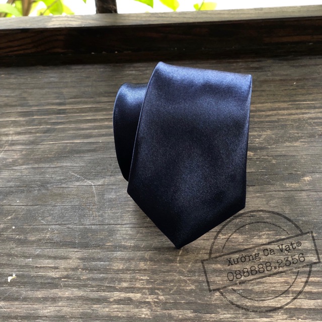Cavat phi bóng mầu tím than bản nhỏ 5cm
