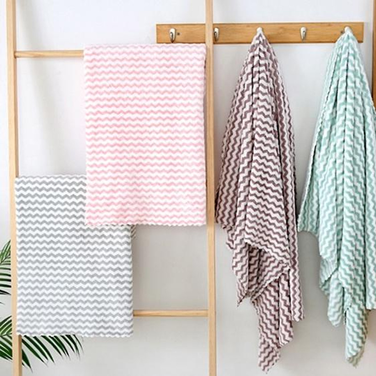 Khăn Mặt Nếp Sọc 30x50cm(màu ngẫu nhiên)