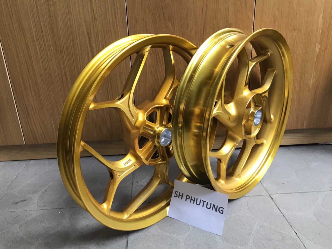 MÂM VÀNH ĐÚC ASIO YAMAHA EXCITER 150 155 BẢN ZIN  1.85 VÀ 3.5*17 RÁP LÊN THEO XE KHÔNG CHẾ CHÁO