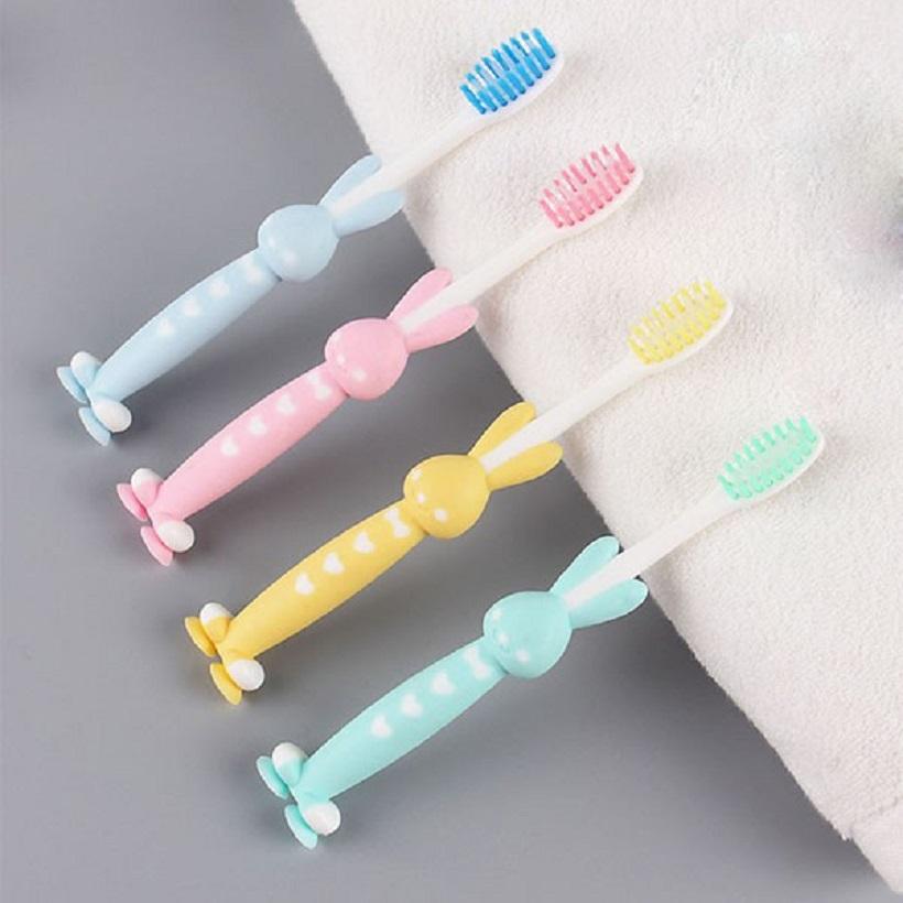 Sét 4 bàn chải đánh răng hình thú cho bé