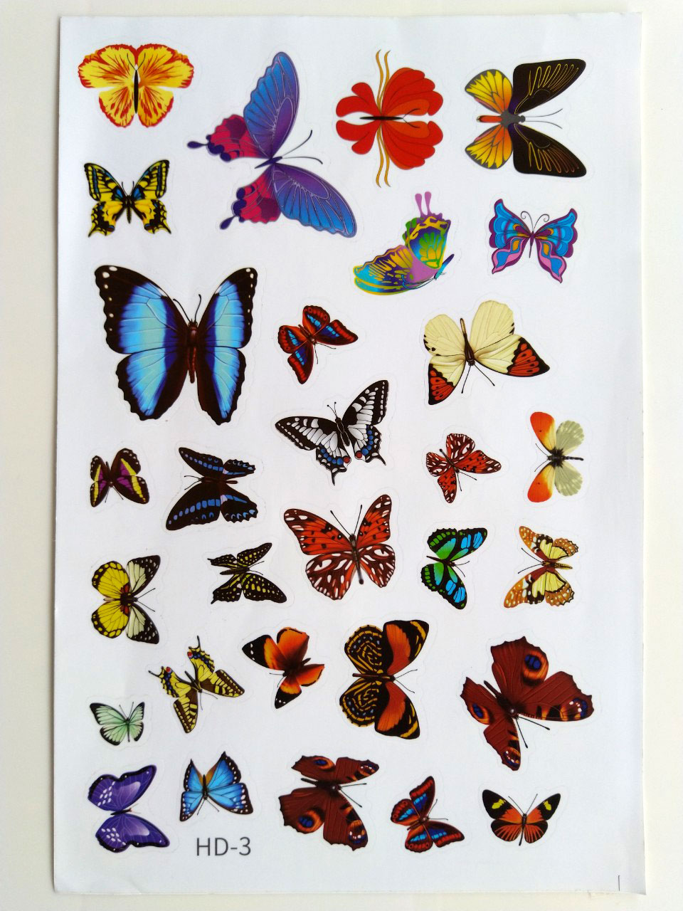 Sticker Decal Đàn Bướm Nhiều màu sắc trang trí Tường, Tủ Quần Áo, Tủ Lạnh, Laptop