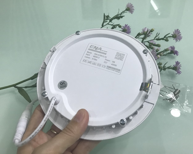 Đèn panel tròn âm trần siêu mỏng ENA 9W