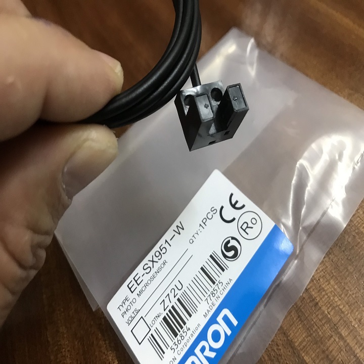 Cảm biến quang EE-SX951-W