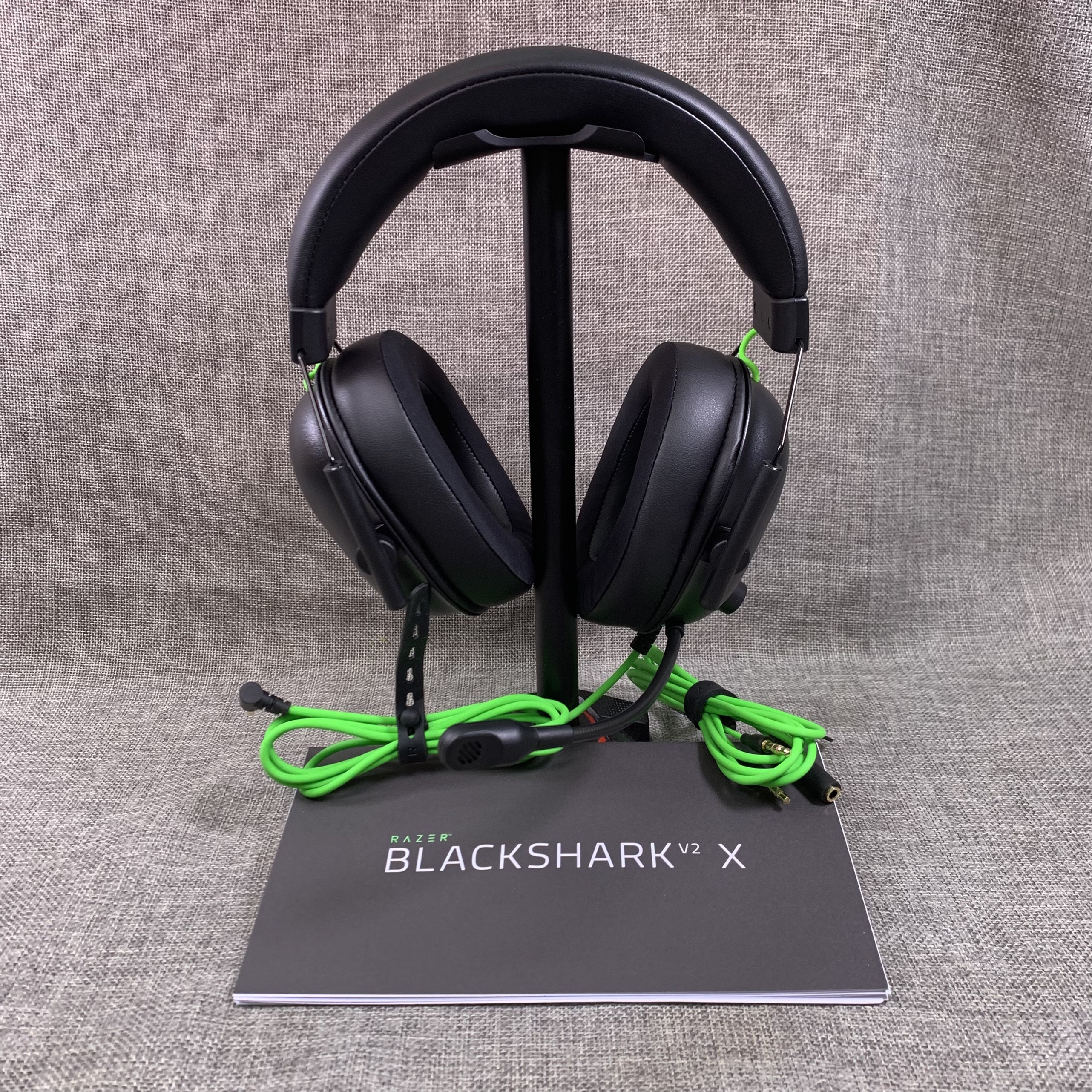 Tai nghe gaming chụp tai Razer BLACKSHAEK V2 X