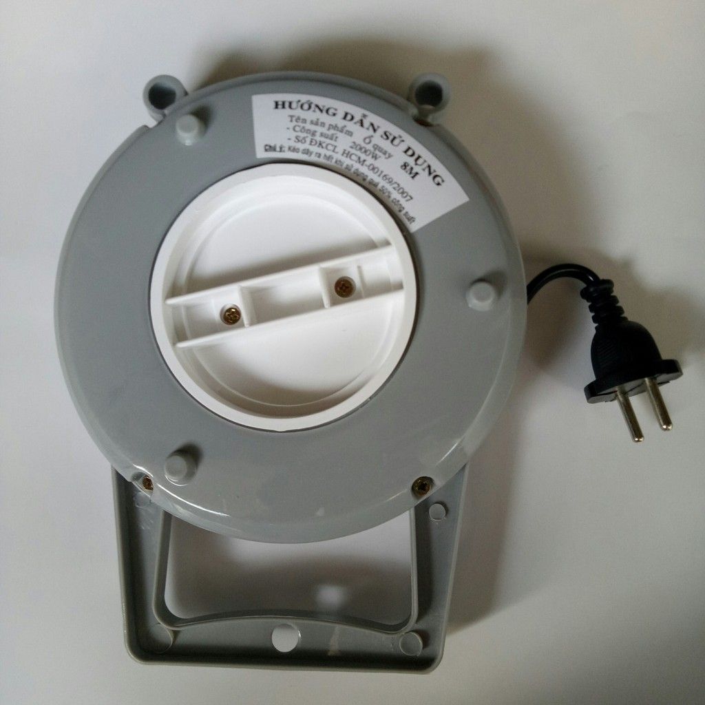 Ổ cắm điện quay 8M Pipo P200