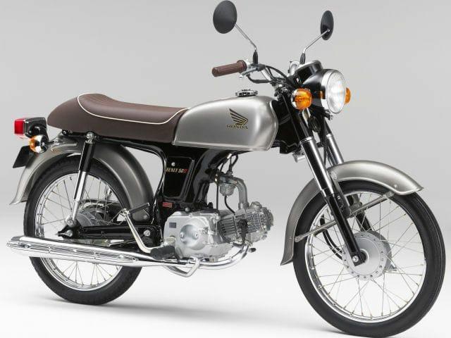 tai thỏ phuột trước xe honda Cd-CL