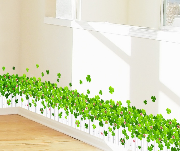 Decal dán tường Chân tường cỏ ba lá