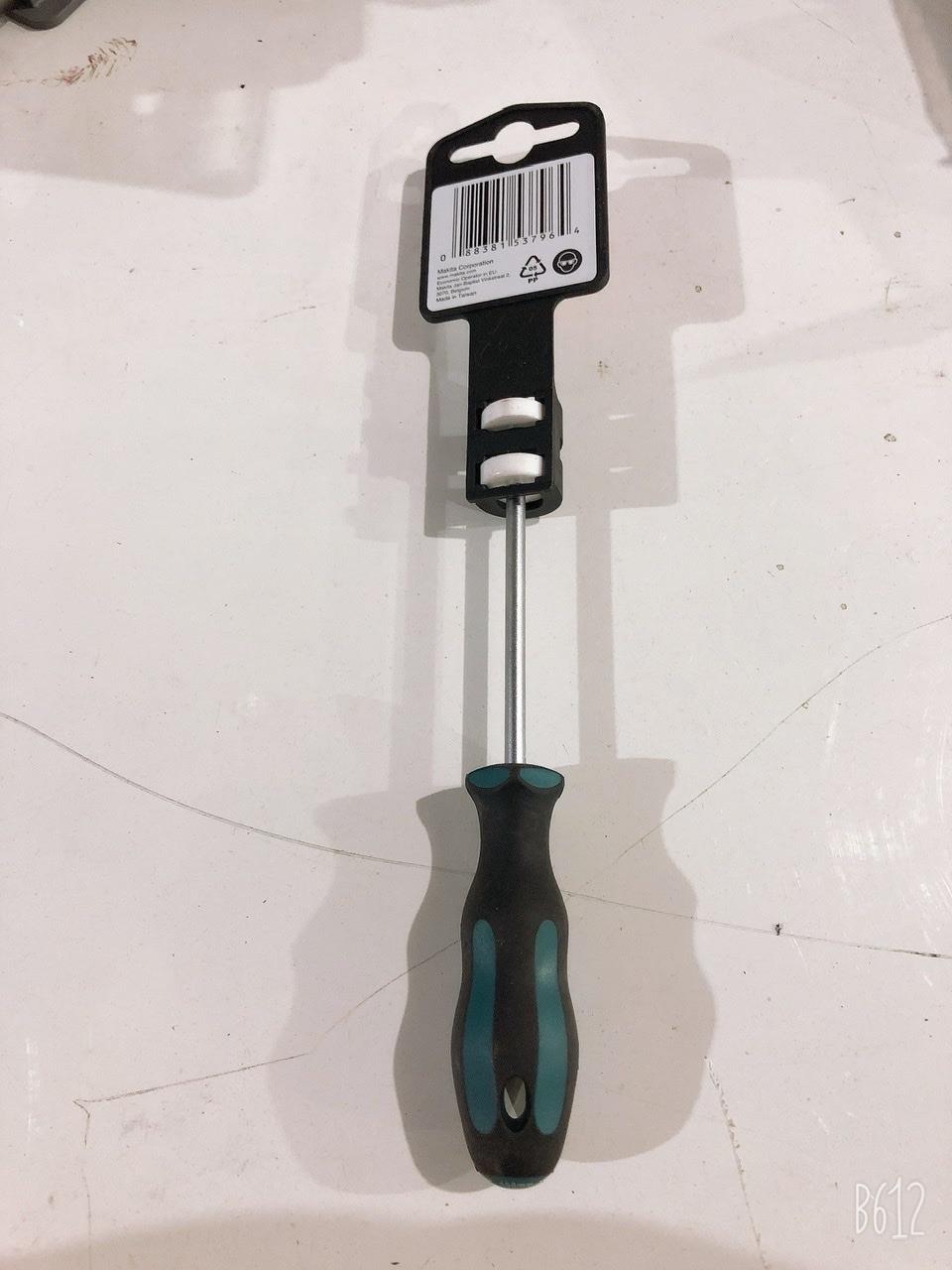 Tuốc nơ vít dẹp Makita B-66020