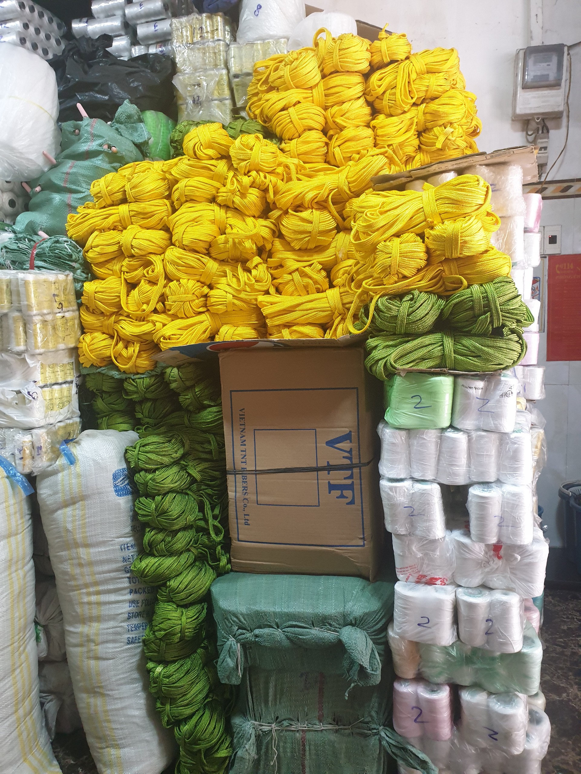 Dây Dù Cồ - Bản Dẹp - Dù Xanh lá, Dù Vàng (1kg - dài 20m)