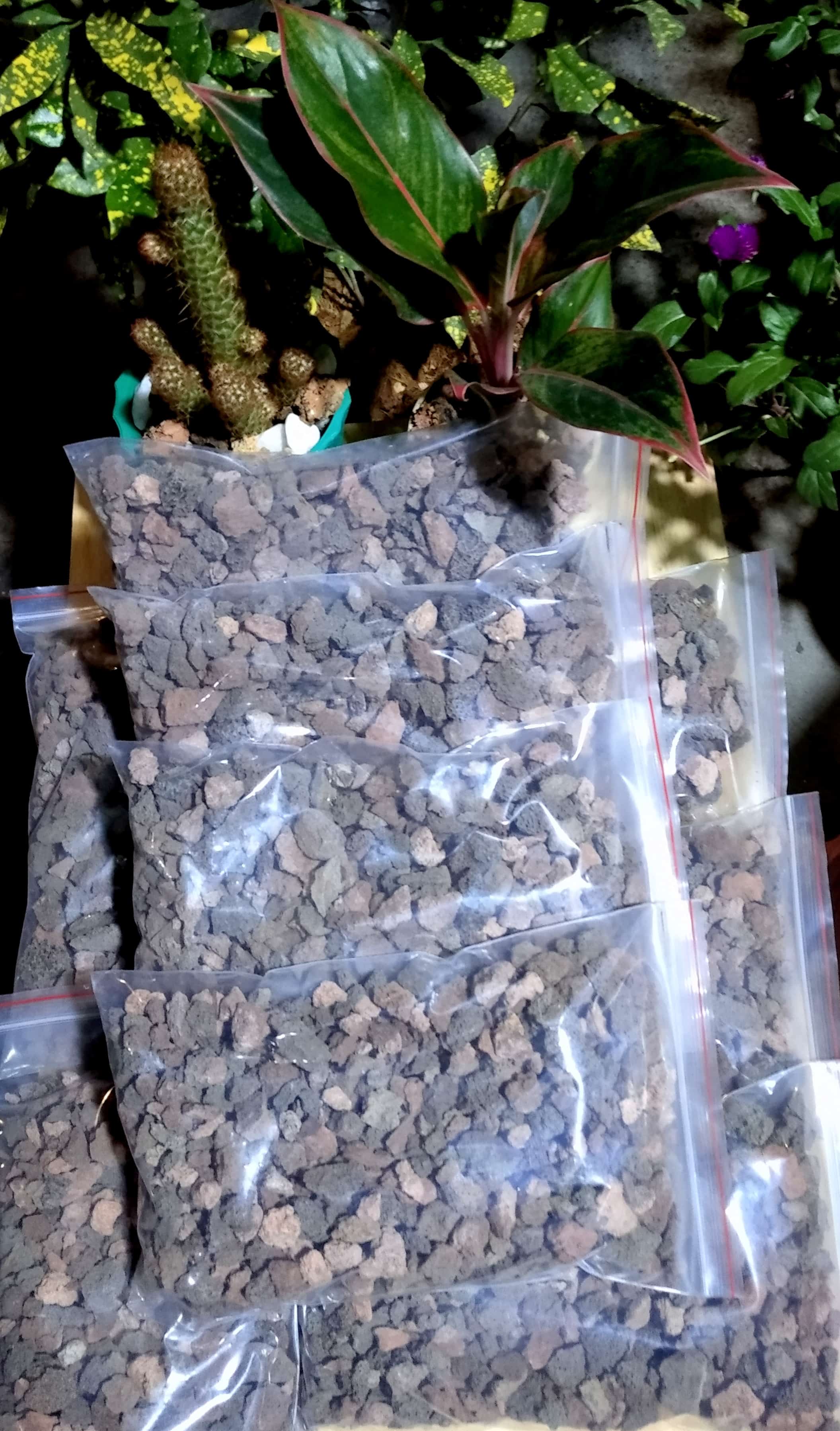 Đá nham thạch 1kg