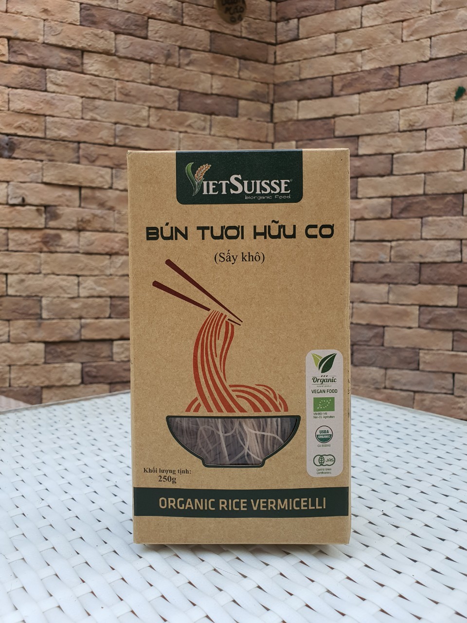 Bún tươi hữu cơ sấy khô Vietsuisse Organic Rice Vermicelli, hộp 250g