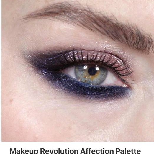 Bảng mắt Revolution Re-Loaded Palette Affection