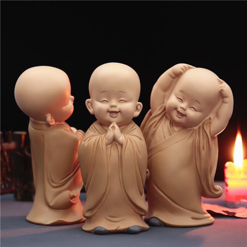 Tượng Chú Tiểu Áo Vàng Yêu Đời Size 17cm