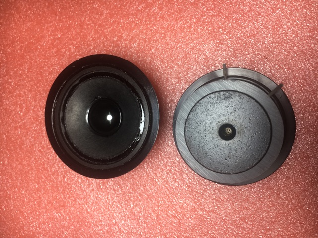 Loa Treble boss kích thước 6cm.giá 2 chiếc.
