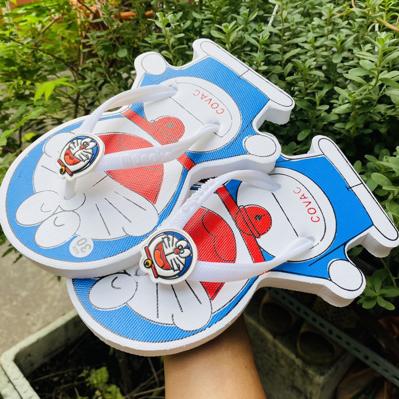 [HCM]DÉP NỮ XỎ NGÓN DOREMON DỄ THƯƠNG