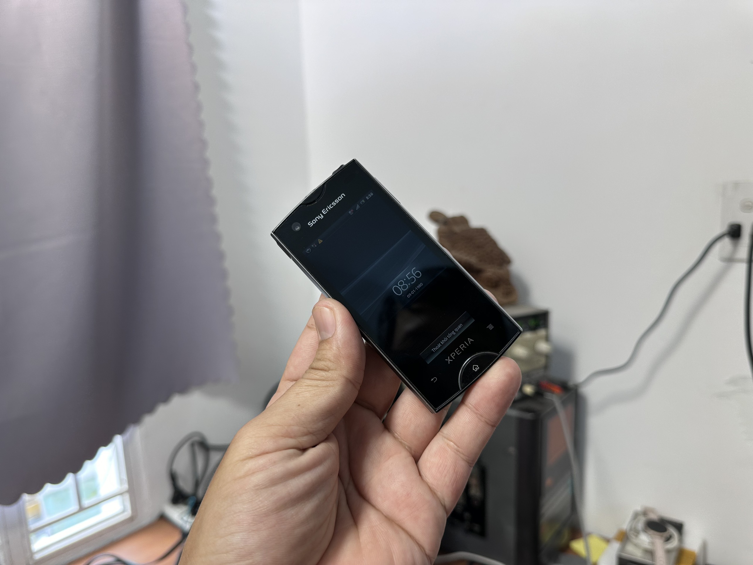 Lk Điện thoại Sony Ericsson ST18i chính hãng