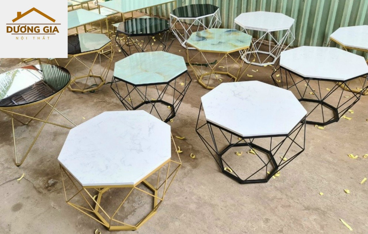 BÀN TRÀ, BÀN SOFA KHUNG SẮT MẶT KÍNH SANG TRỌNG