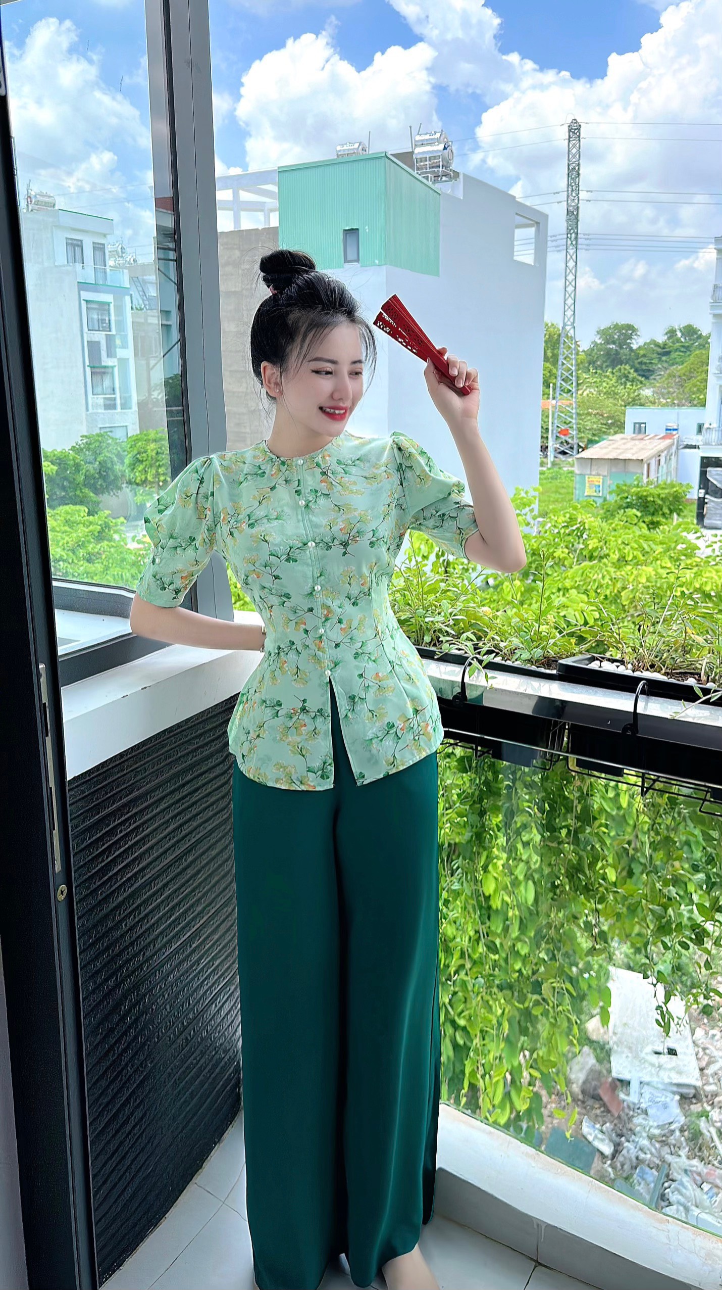 BỘ BÀ BA LỤA HOA 3D TAY PHỒNG