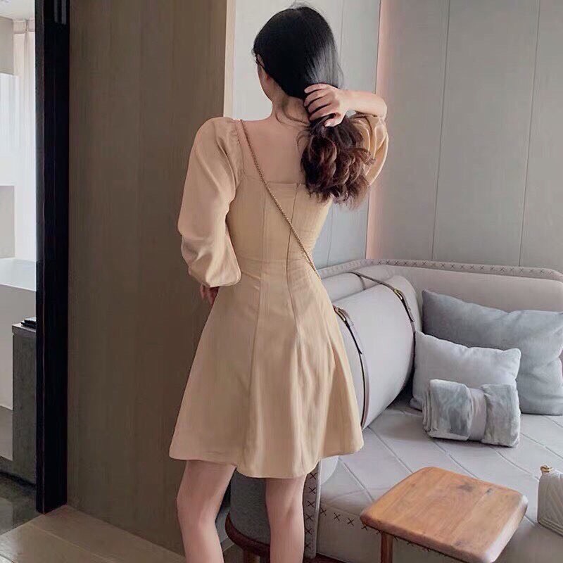 Đầm xòe tay phồng cổ vuông dễ thương