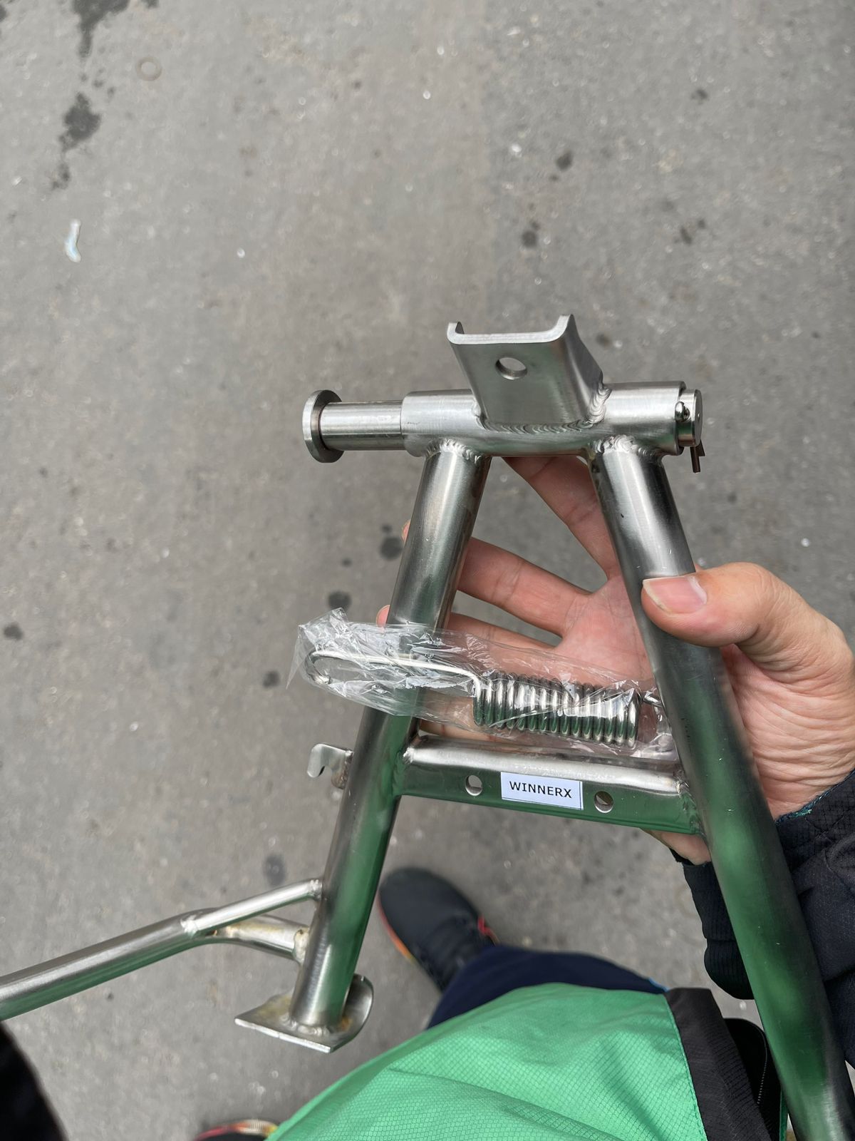 Chân chống đứng Inox luôn lò xo, cốt xe Winner 150- Winner X.