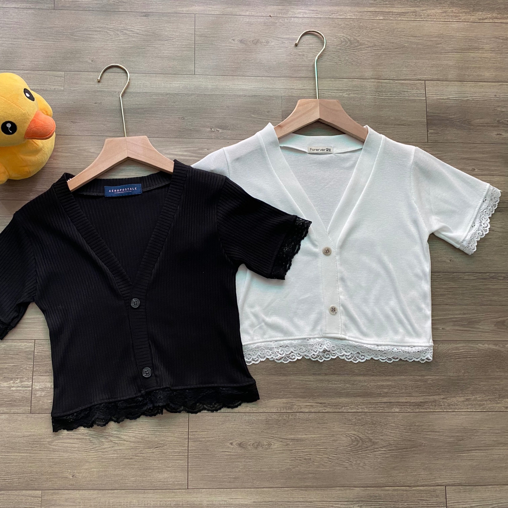 ÁO CROPTOP PHỐI REN TAY NGẮN A3CH2