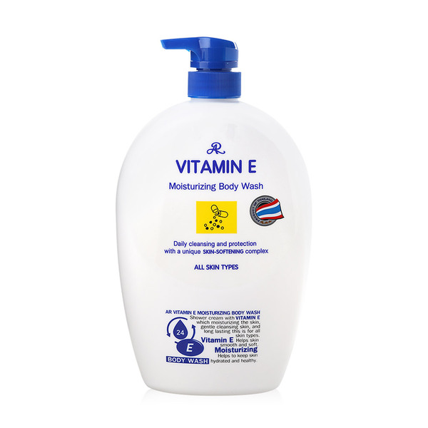 Sữa tắm trắng da và dưỡng ẩm VITAMIN E 800ml