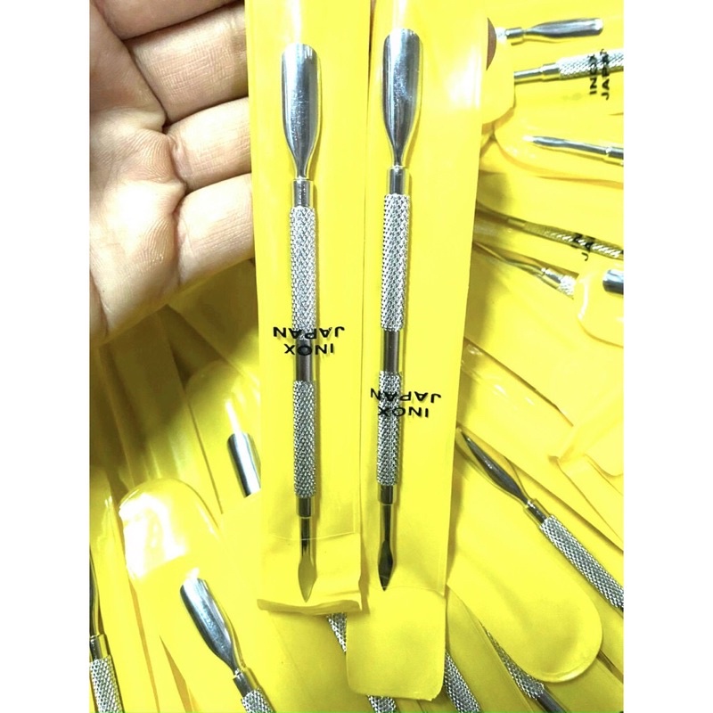 Cây đẩy da chết lấy khoé chuyên dụng