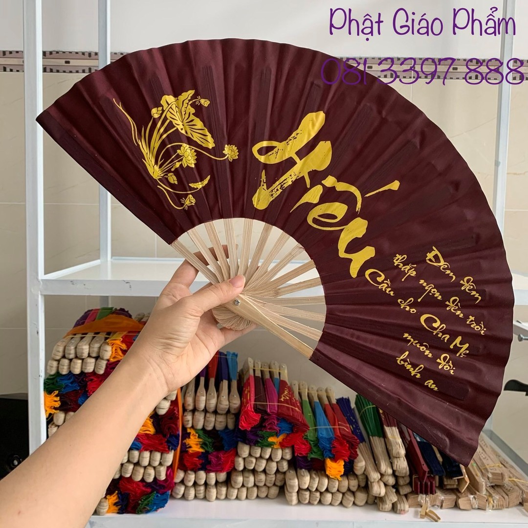 Quạt  Cầm Tay Thư Pháp  - Vải Lụa