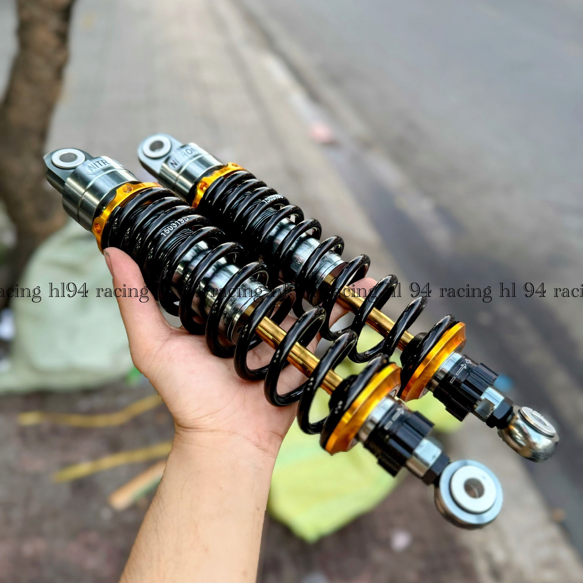 Phuộc Nitron Wave Sirus Đen Chén Vàng Mẫu Đông Nam Á