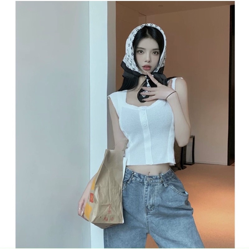 Áo ba lỗ nữ cổ vuông mix khuy chất len dệt kim mỏng QC