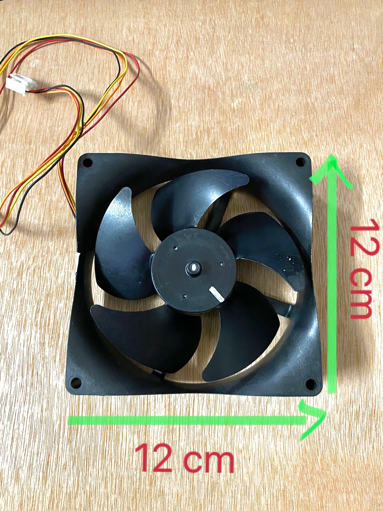 Quạt  tủ lạnh Toshiba 4 dây 12V (5 cánh)