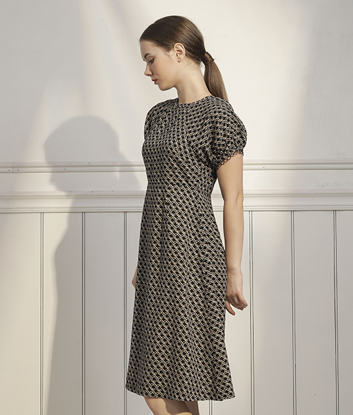 Đầm ôm eo nữ Callia dáng xòe Hima Dress