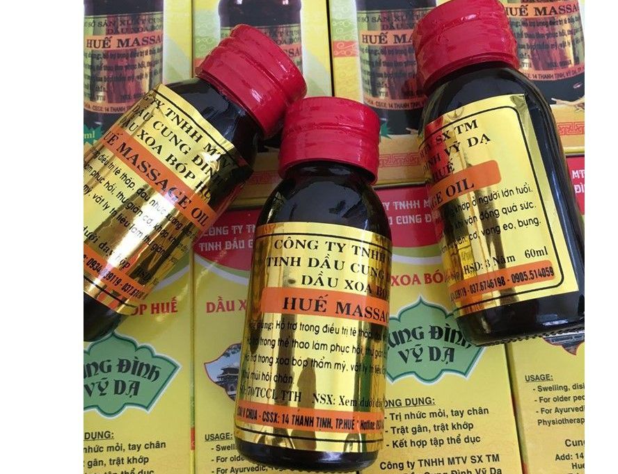 3 Dầu xoa bóp Huế hiệu Cung Đình Vỹ Dạ ( chính hãng 3 chai x 60ml, massage loại đặc biệt )