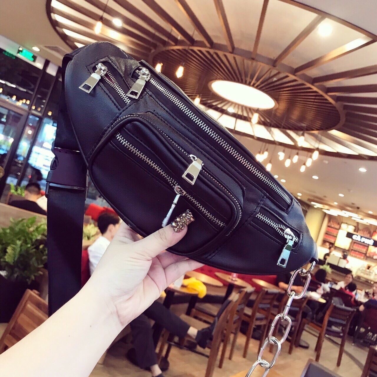 Túi bao tử thể thao cực hót năm 2020