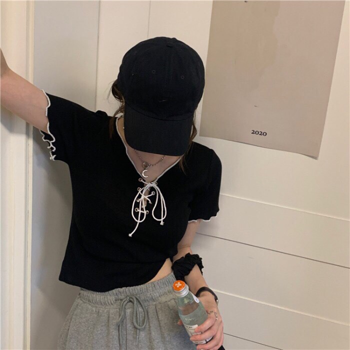 Áo Thun Gân Hot Trend Đan Dây Ở Ngực Viền Cổ Và Tay Sành Điệu TTSA0664