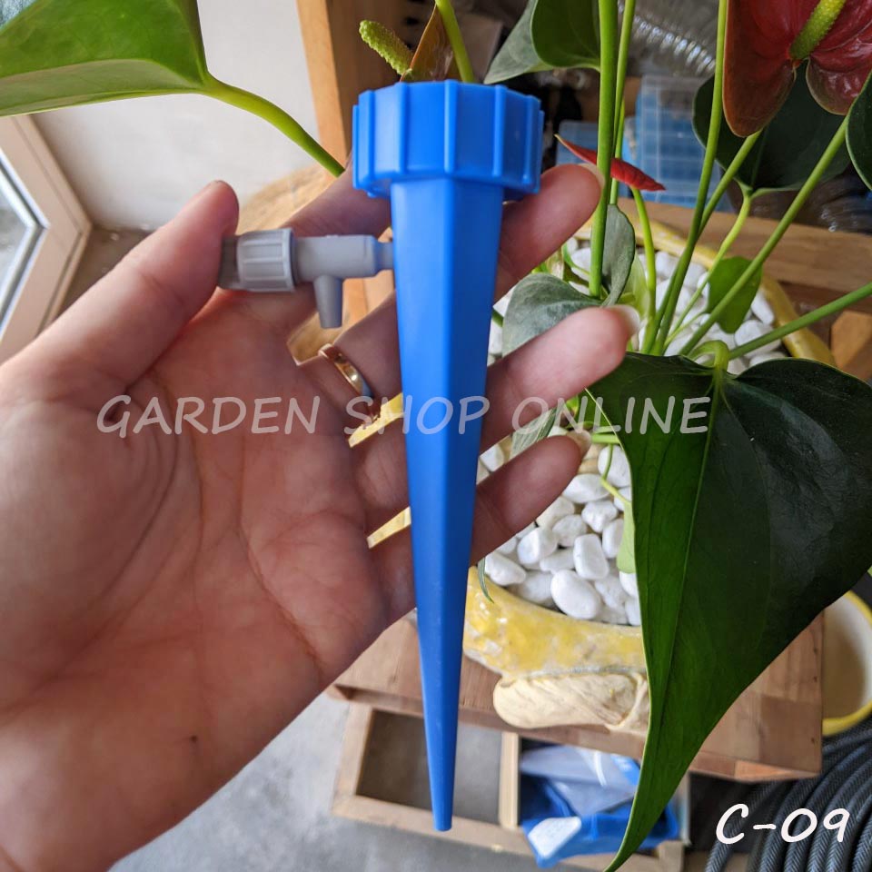 Combo 5 nozzles drip irrigation fitting PET plastic bottle with adjustable water handy for household home or office.