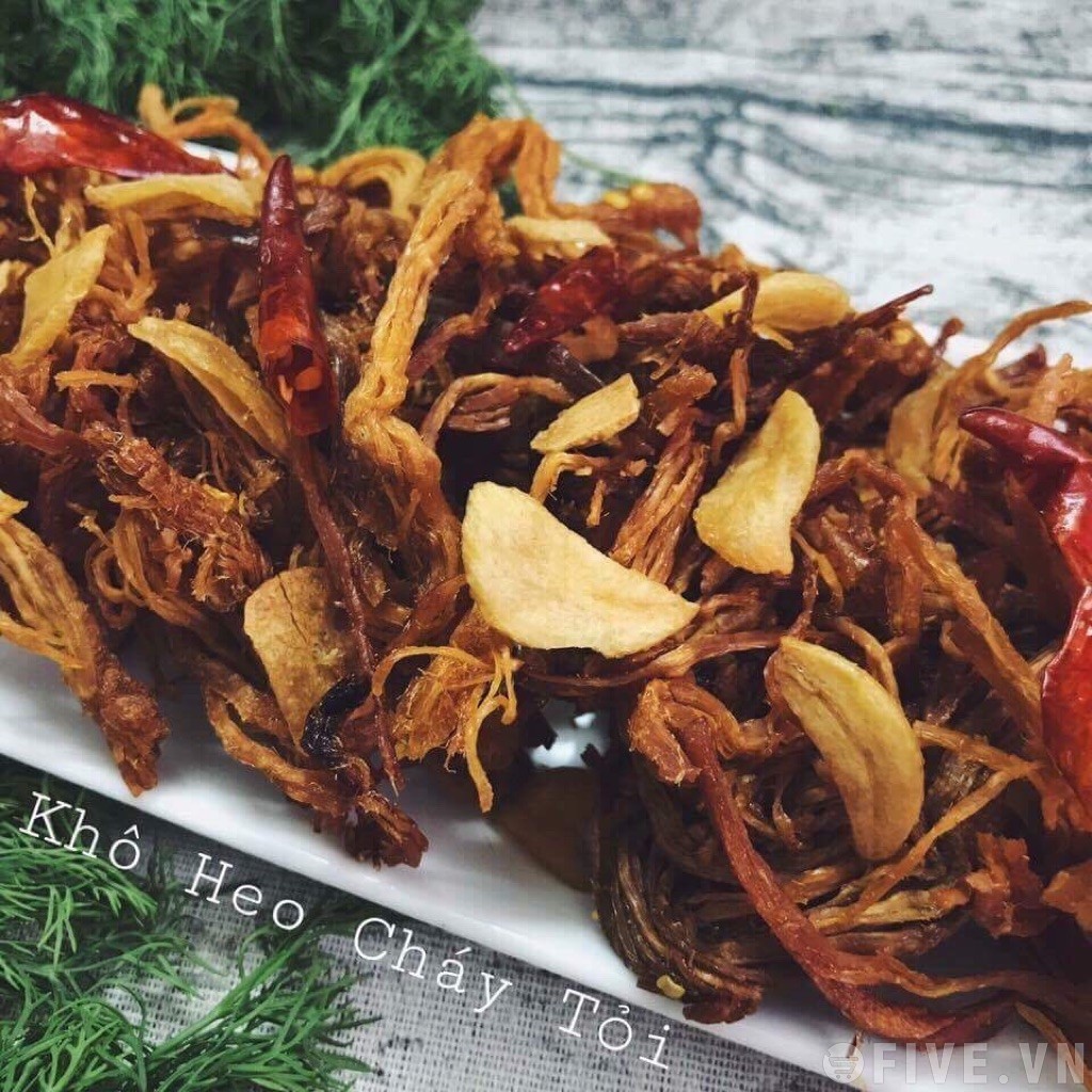 KHÔ HEO CHÁY TỎI BLUECHI'T