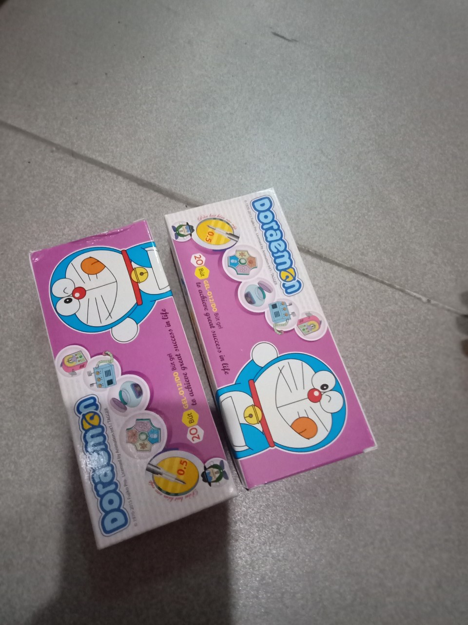 Bút gel nước Doremon mực tím ( 10 bút)