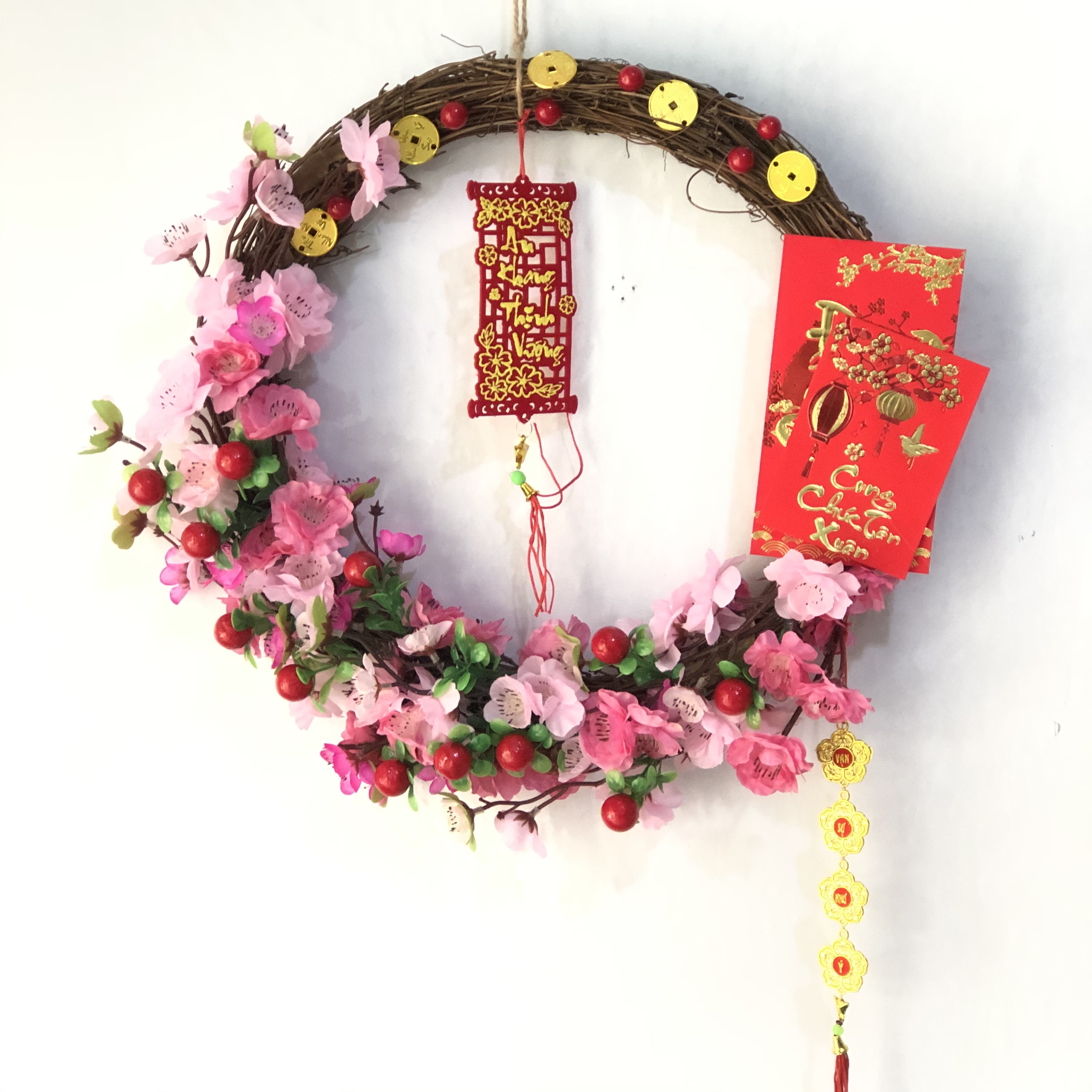 Vòng hoa đào  trang trí tết H05
