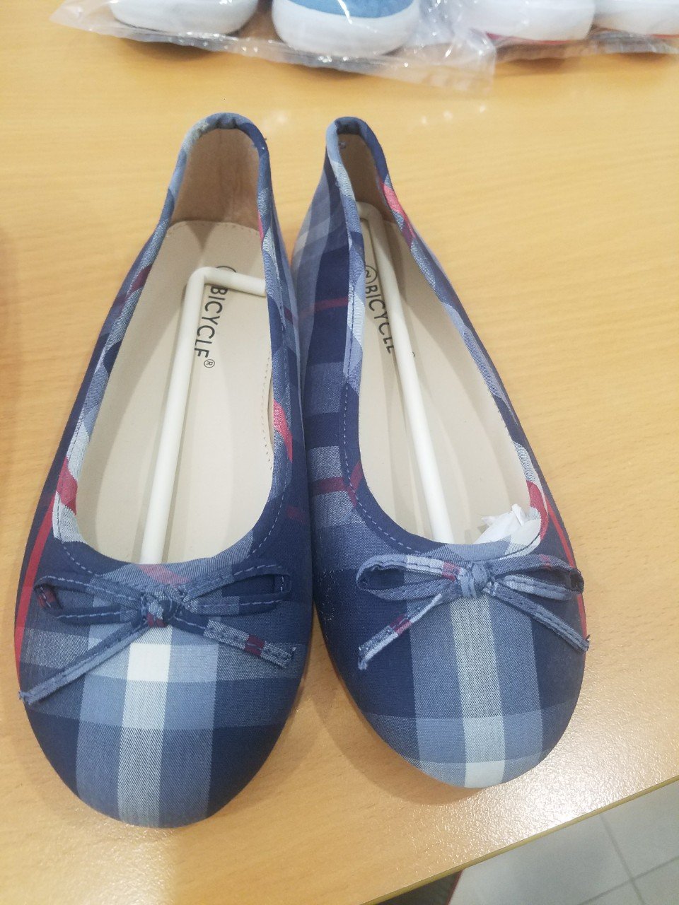 Giầy vải xuất khẩu trẻ em - búp bê kẻ