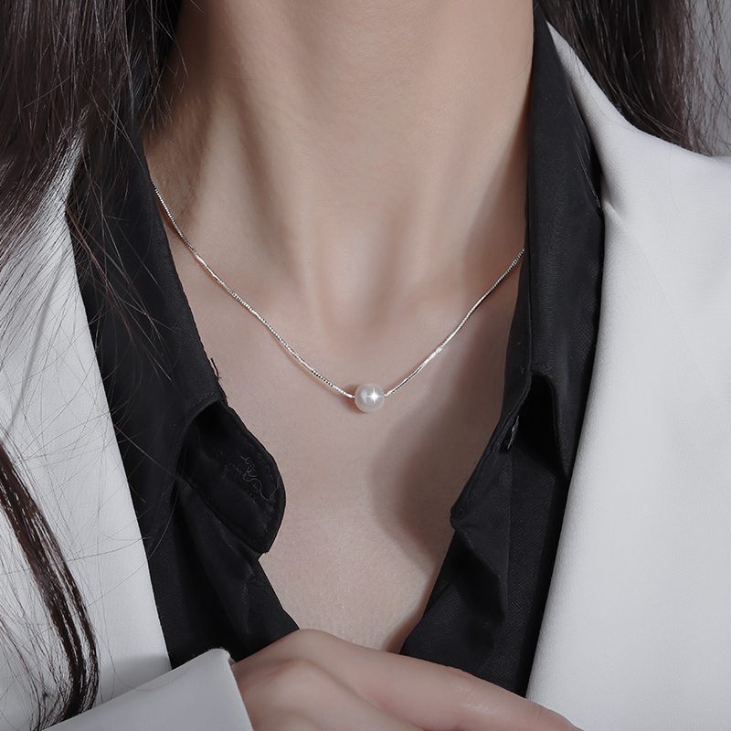 Women necklaces, necklaces beads pearl simple fashion casual, necklace female gem graceful, heart jewelry pearl necklace female Korean fashion simple pendant short single layer clavicle chain one dro XBDB10 protective pearl jewelry