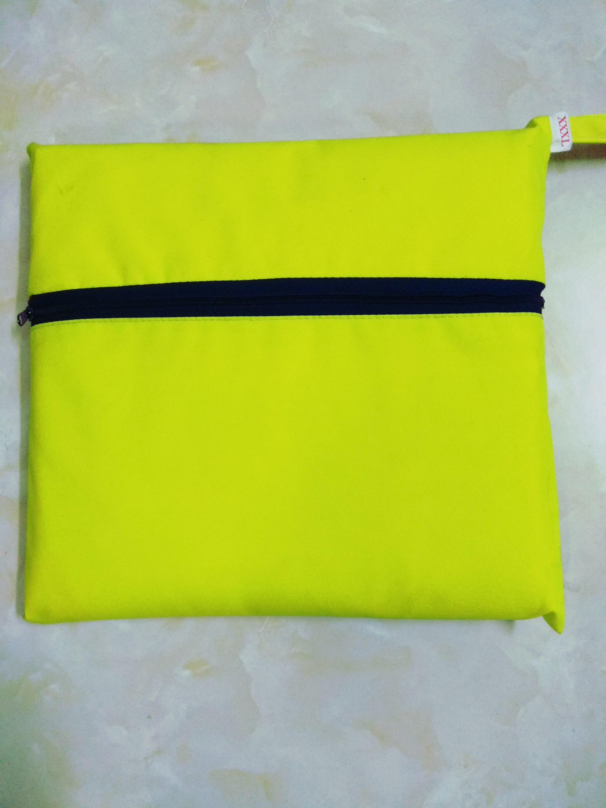 Áo mưa dạ quang đi phượt