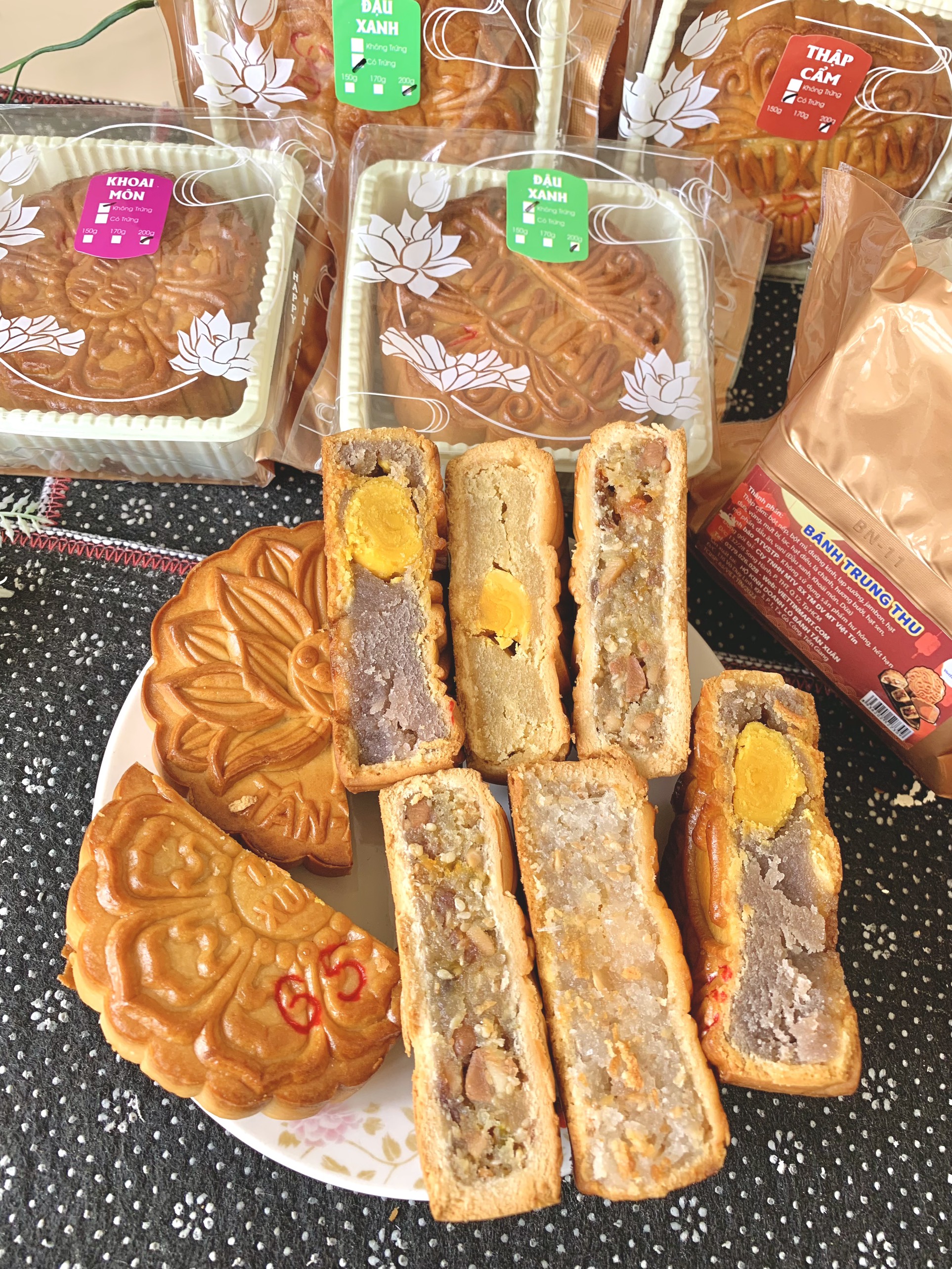 Bánh Trung Thu VIETTIN MART