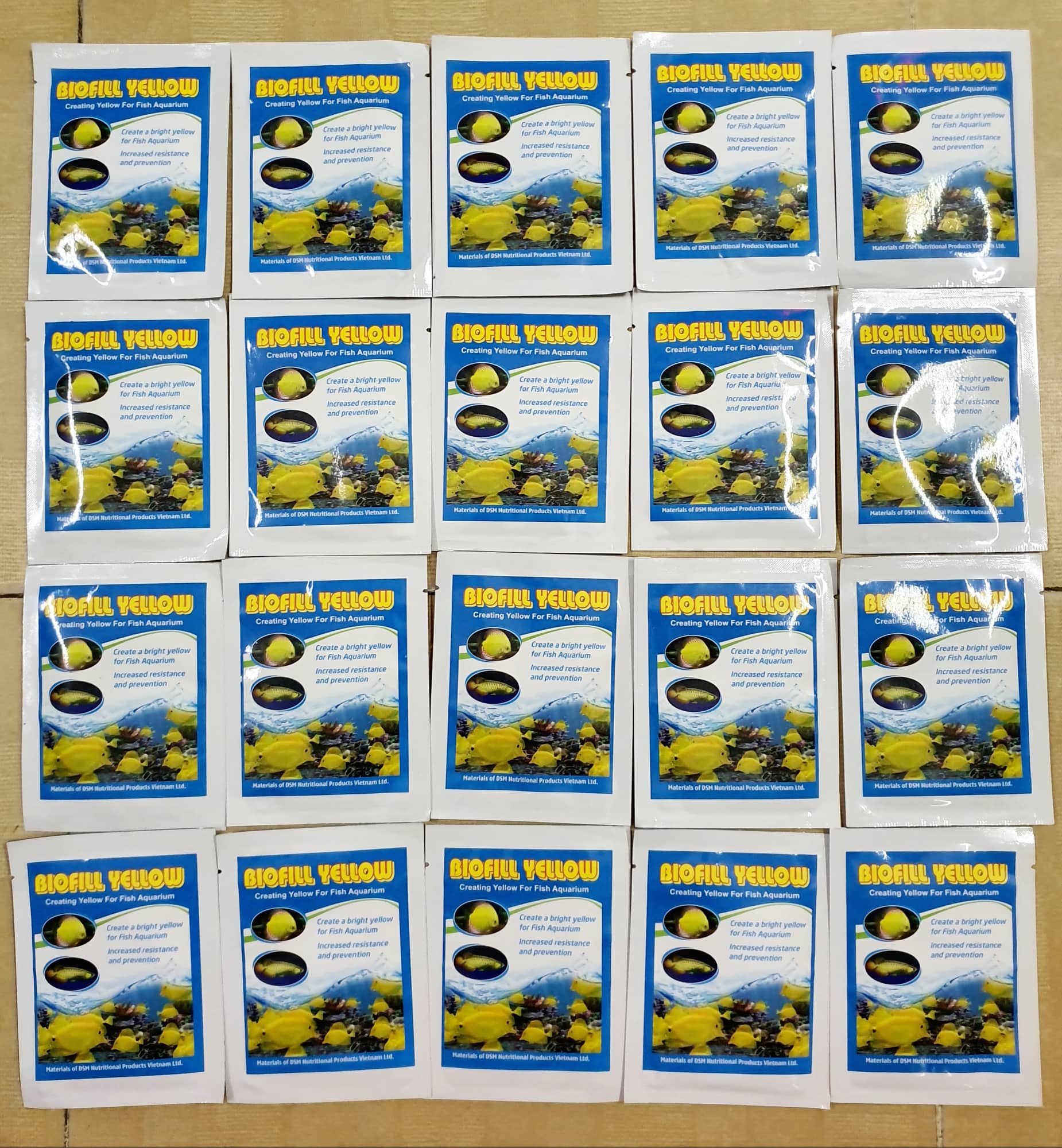Chất tạo màu Vàng Biofill Yellow cho cá cảnh