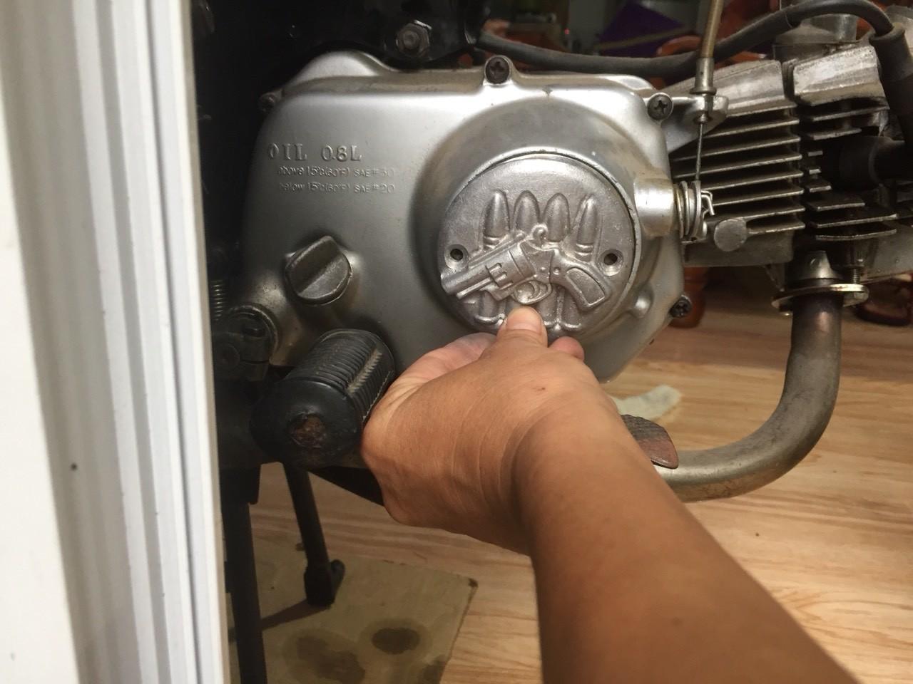 nắp tròn gắn bên nồi trang trí cho xe 67-sung đan