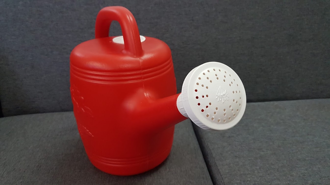BÌNH TƯỚI CÂY RUBY 5 LÍT.