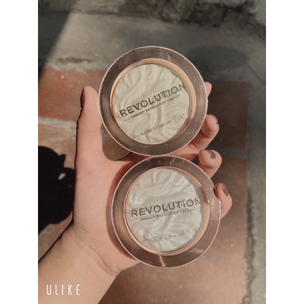 Phấn Bắt Sáng Make Up Revolution Highlighter Reloaded