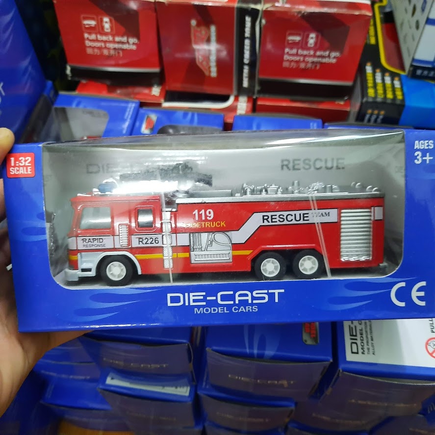 Xe ô tô cứu hỏa bằng sắt xe đồ chơi trẻ em mô hình 1:32 xe có âm thanh và đèn nháy