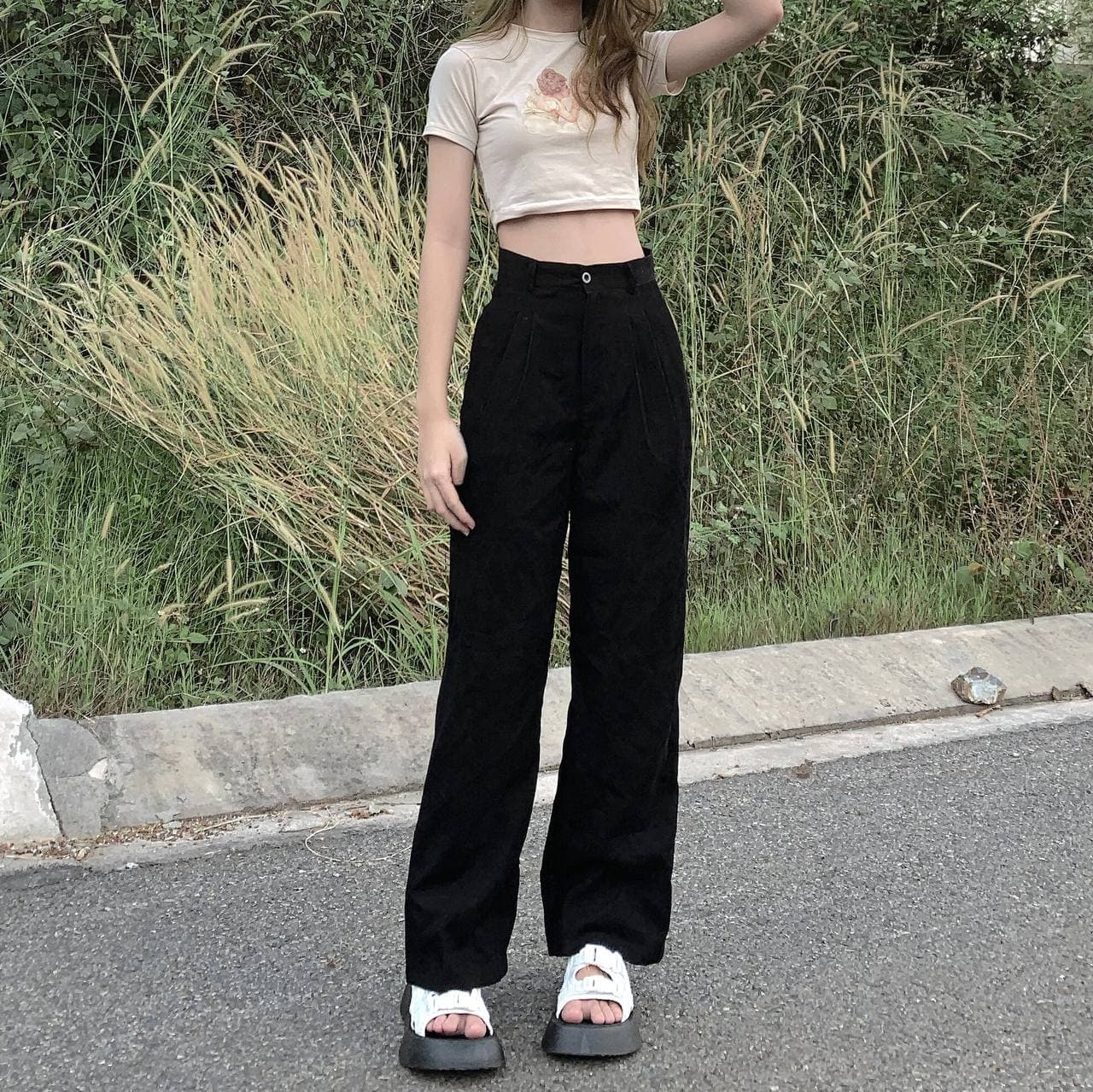 [VOUCHER 12%/149K] Áo croptop thun MONÁ - ANGEL