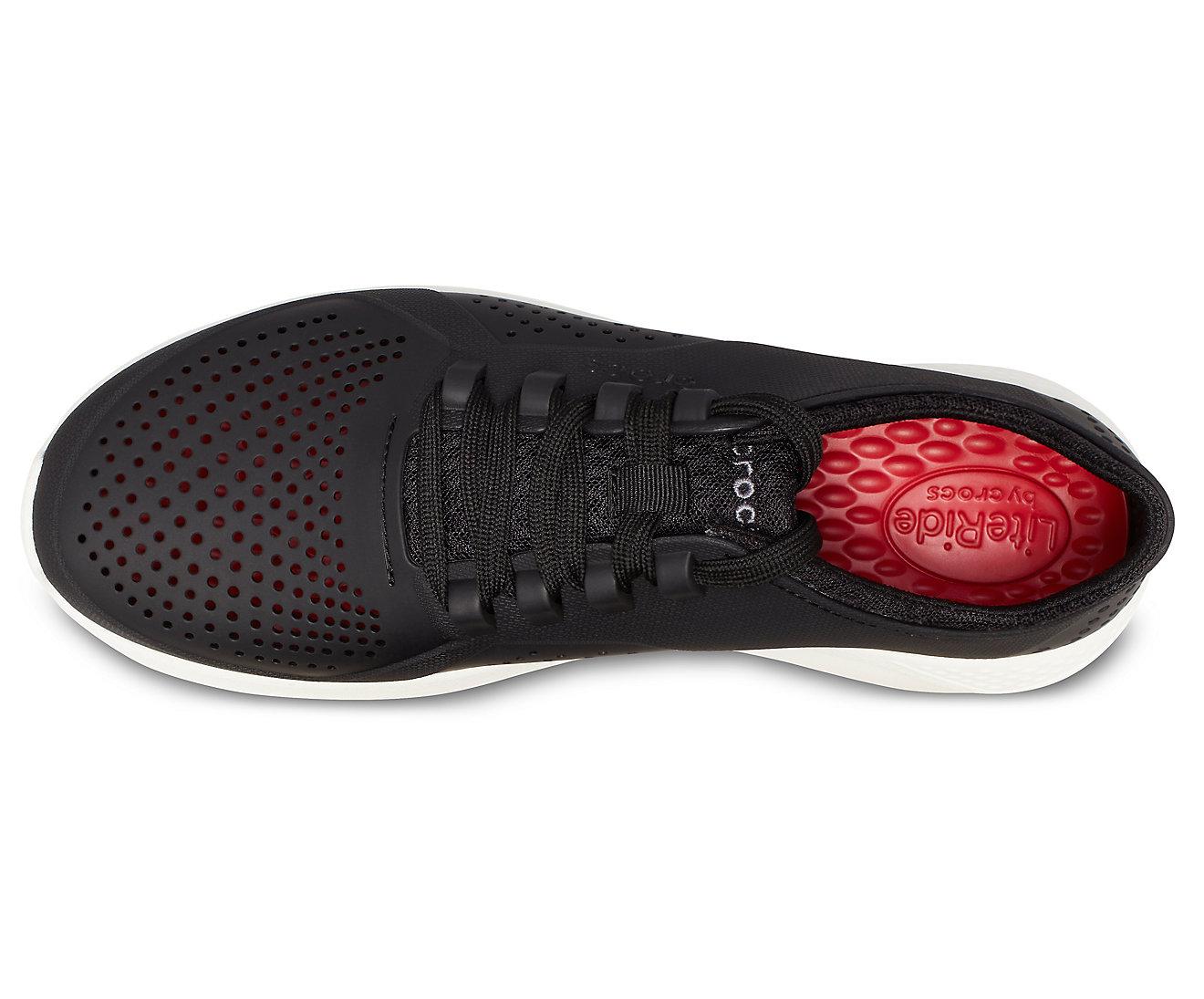 Giày nhựa buộc dây Crocs. Literide Pacer (Màu đen)
